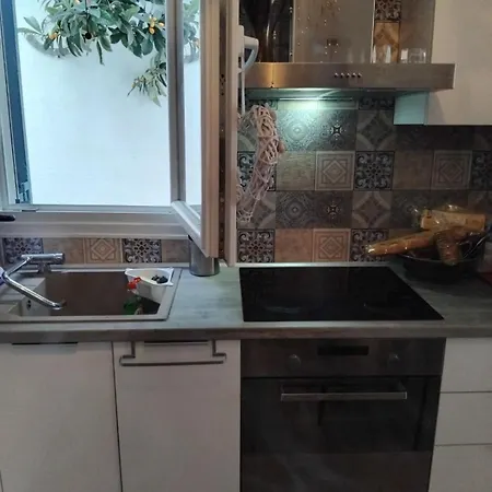 بيت للعطل Garden